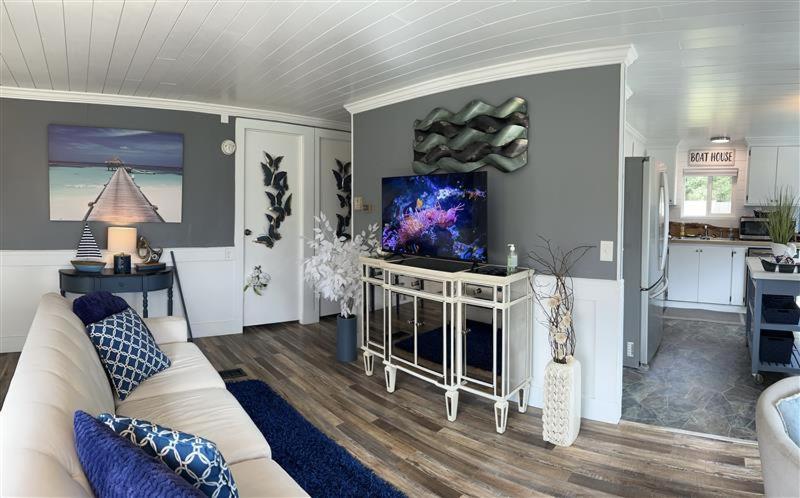 Beautiful Oceanview Retreat 2 Bedroom * Port Hadlock-Irondale