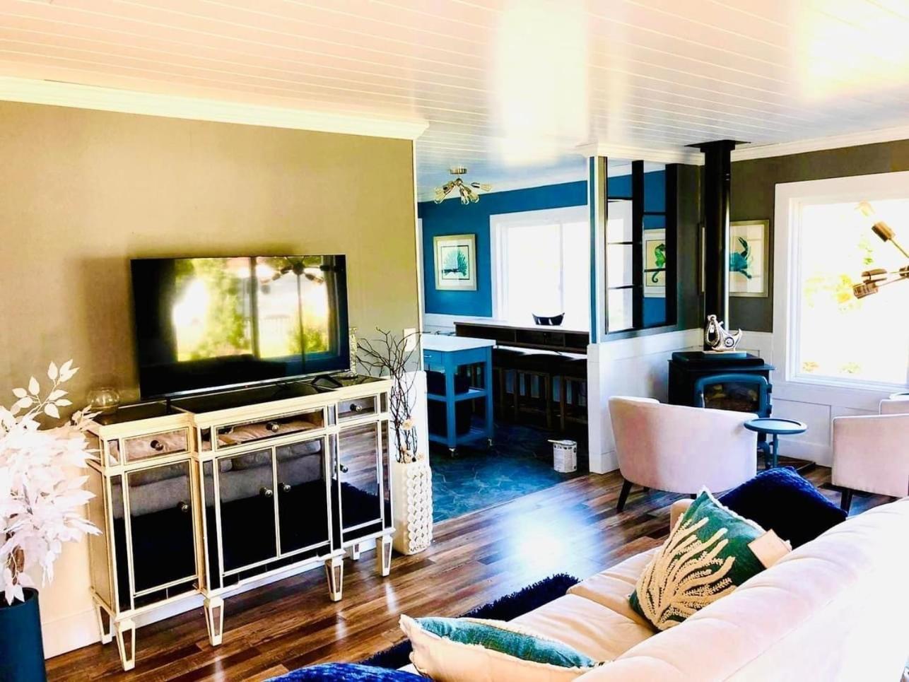 Beautiful Oceanview Retreat 2 Bedroom Hébergement de vacances *